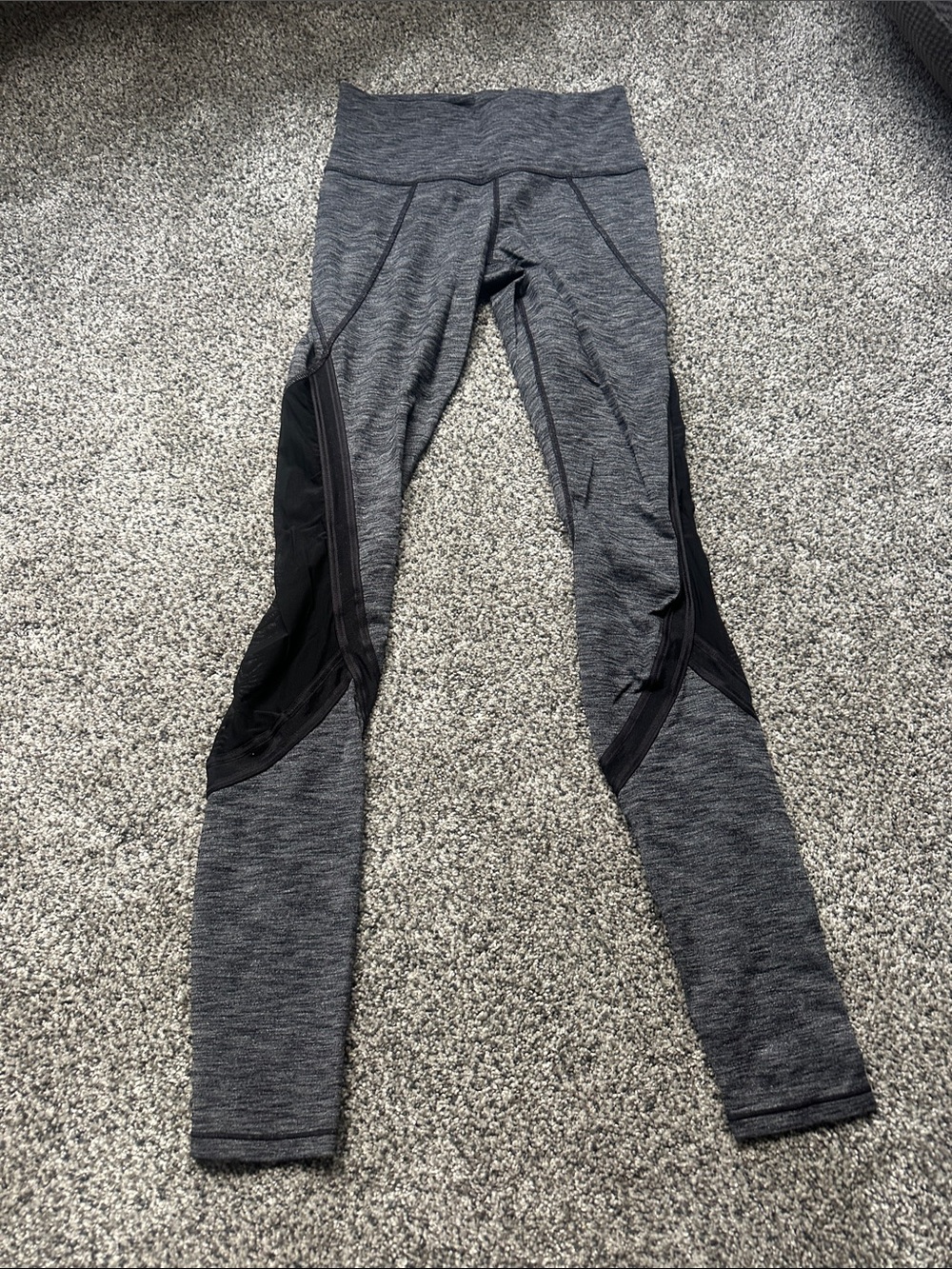 Athleta Heathered Gray High-Waist Leggings with Black Mesh Panels XS